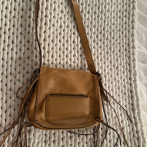 Coach 1941 Whiplash Saddle Bag in Pebble Camel Leather - Picture 5 of 7